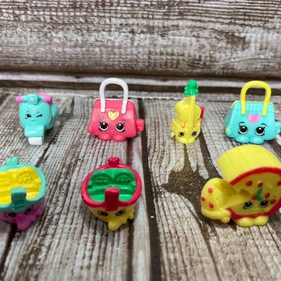 Lot of 7 SHOPKINS Italian Tour Figures Toys No Duplicates - Picture 2 of 4